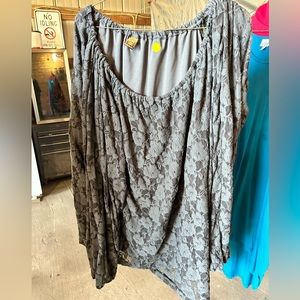 Plus size women’s blouse